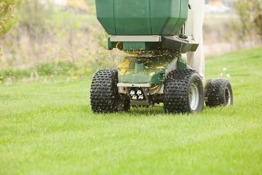 How A CRM for Lawn Care Businesses Improves Efficiency